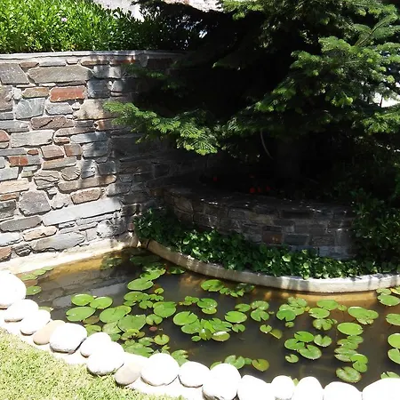 ホテル Mirovoli 2*