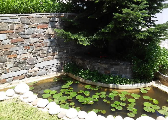 Отель Mirovoli 2*