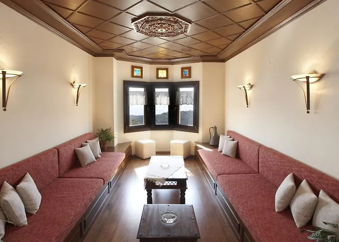 Отель Mirovoli Милея